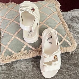 art class White Girls Adjustable Double-Strap Sandals